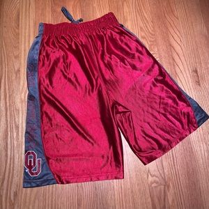 University of Oklahoma Sooners Shorts Size S (28/30)